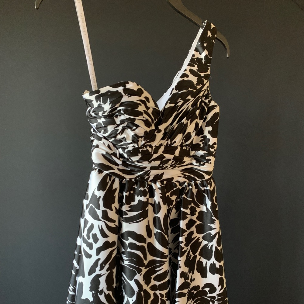 Black and white dress  by Alfred Angelo